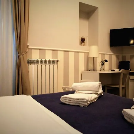 61 Piazza Cavour Oda ve Kahvaltı *