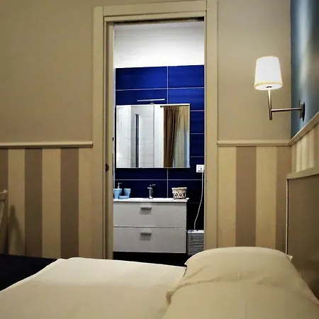61 Piazza Cavour *