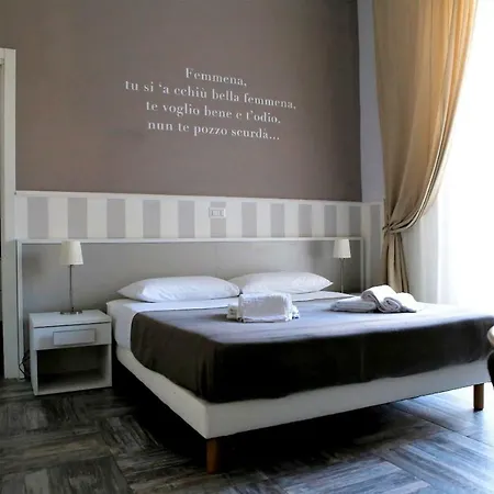 61 Piazza Cavour Bed & Breakfast *