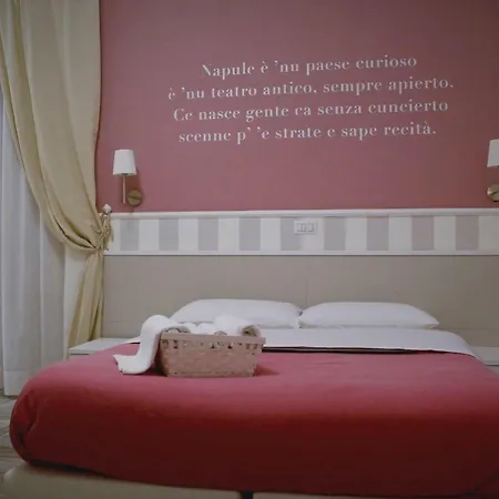Bed & Breakfast 61 Piazza Cavour Naples