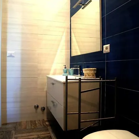 Bed & Breakfast 61 Piazza Cavour *