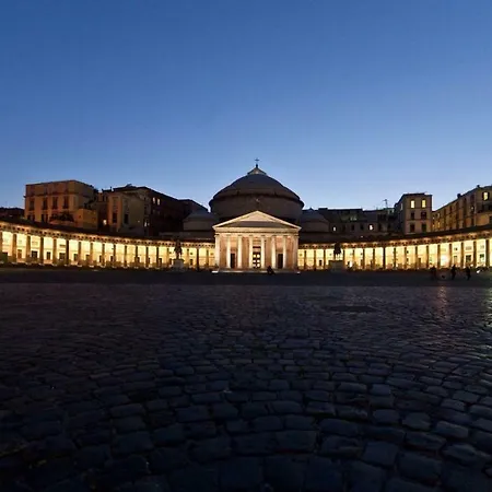 Bed & Breakfast 61 Piazza Cavour Naples