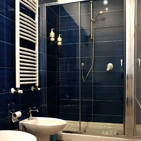 B&B 61 Piazza Cavour 나폴리